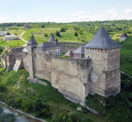 Хотинська фортеця як простір для подолання проблеми самотності